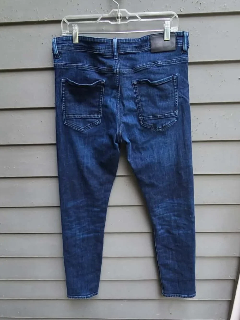 Mens Hugo Boss 040 Taber Tapered Fit Stretch Jeans 4 button fly